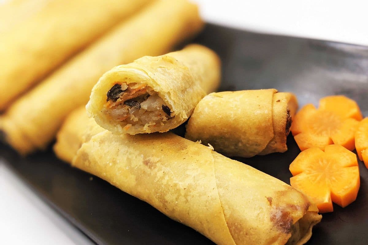 Pork and Shrimp Spring Rolls (3 rolls)