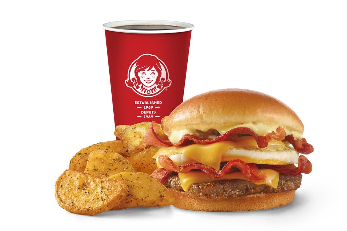 Breakfast Baconator® Combo (Cals: 710)