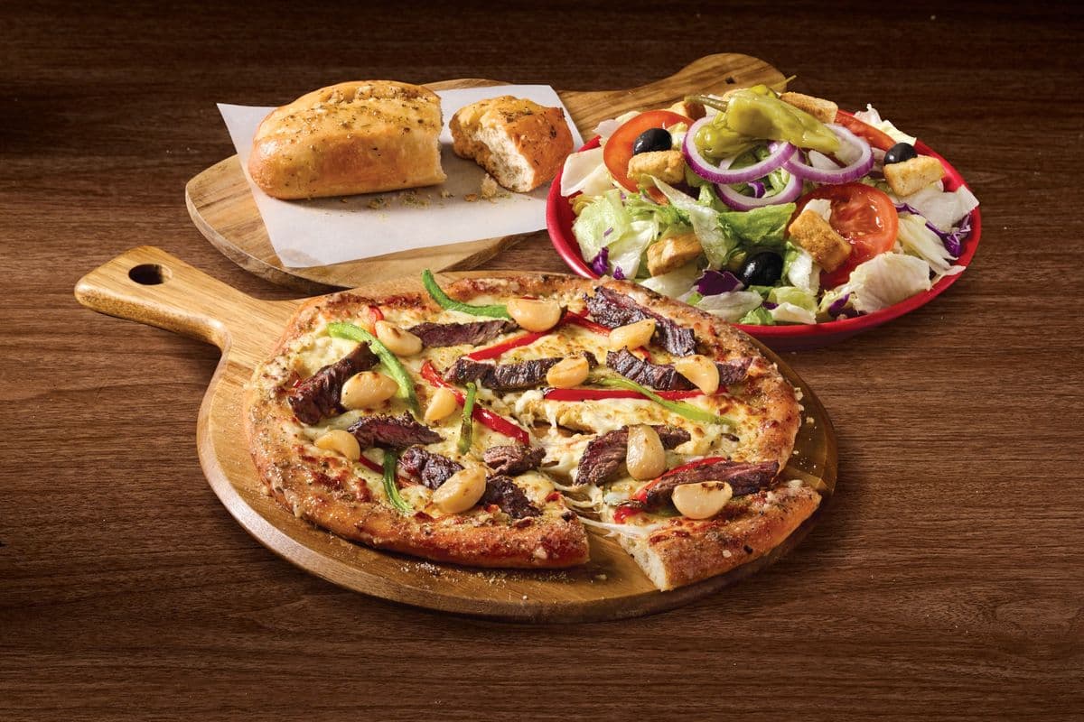 Garlic Steak & Cheese Pizza