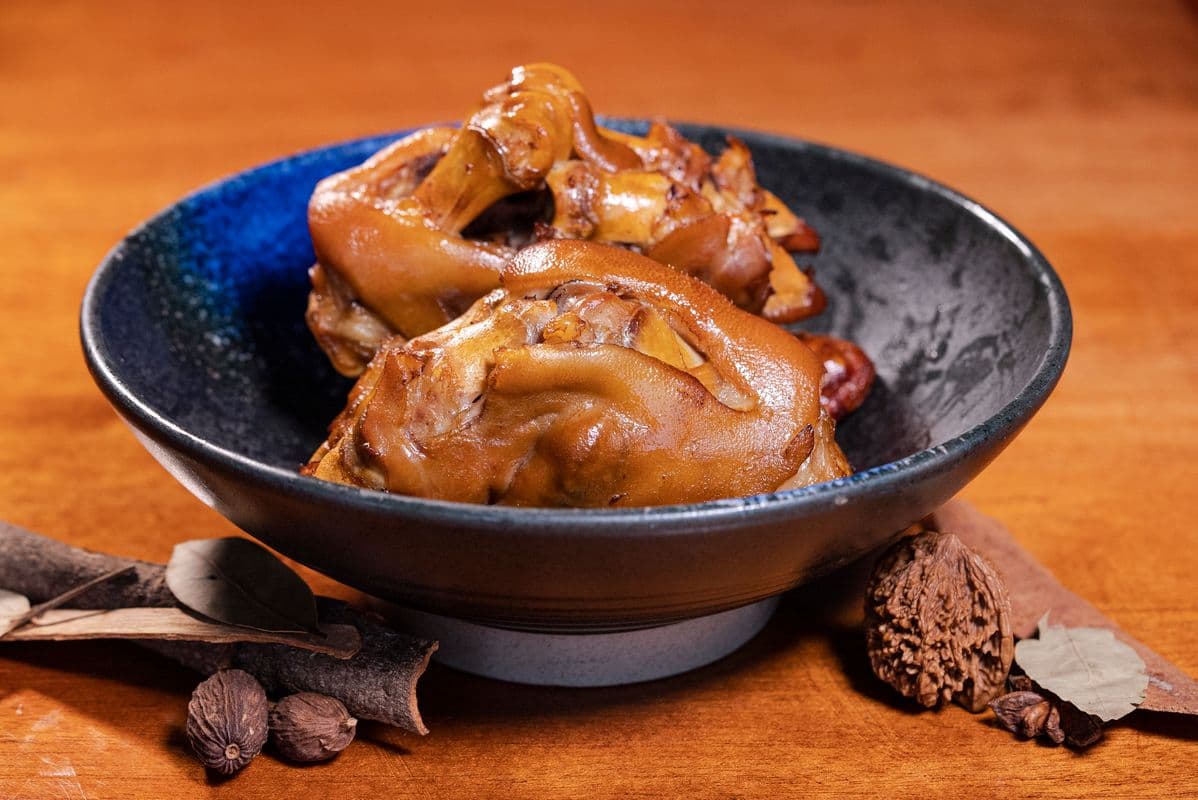Smoked Pork Feet