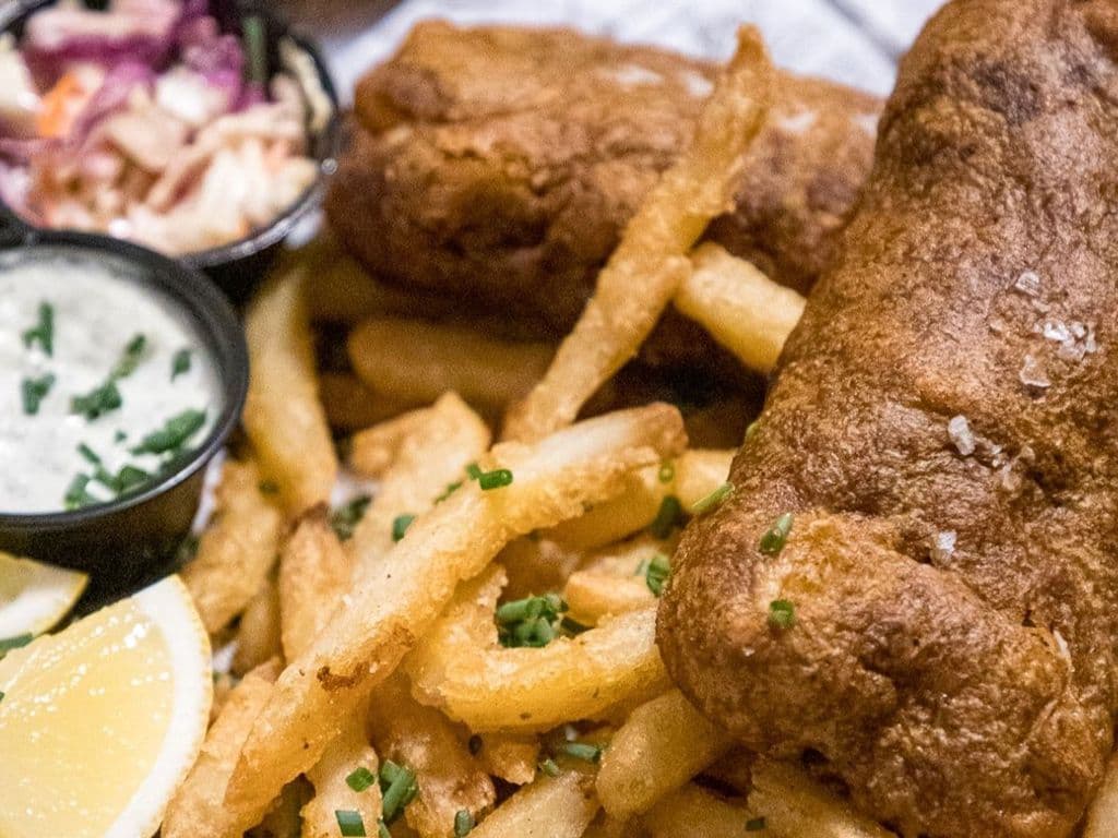 2 PC OLD NO. 7 FISH AND CHIPS