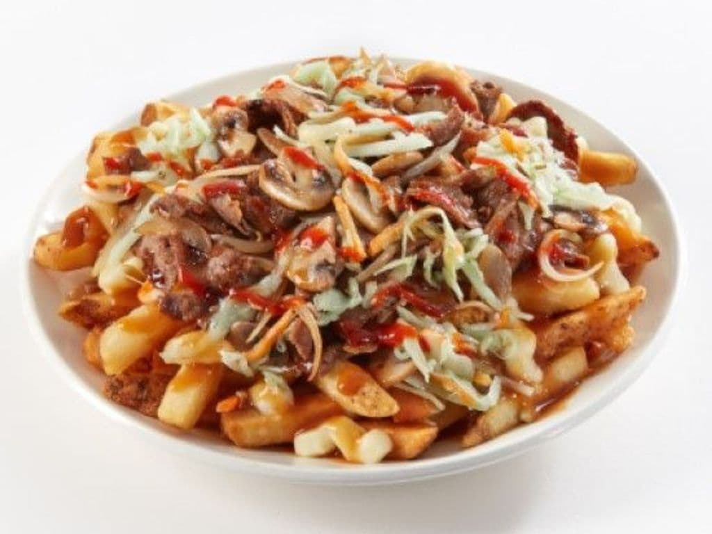 KOREAN BBQ POUTINE