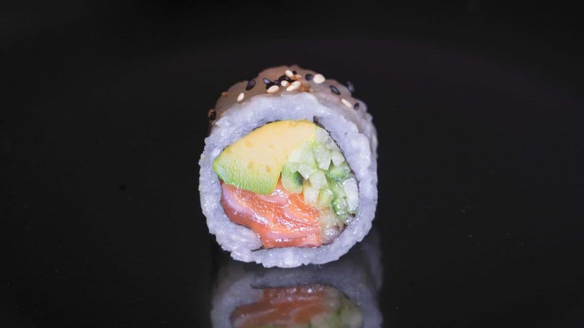 J7. Alaska Roll (6 pcs)