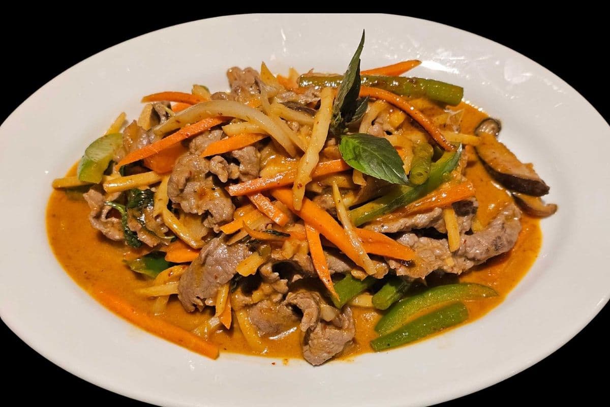 Spicy Chicken or Beef in Coconut Milk