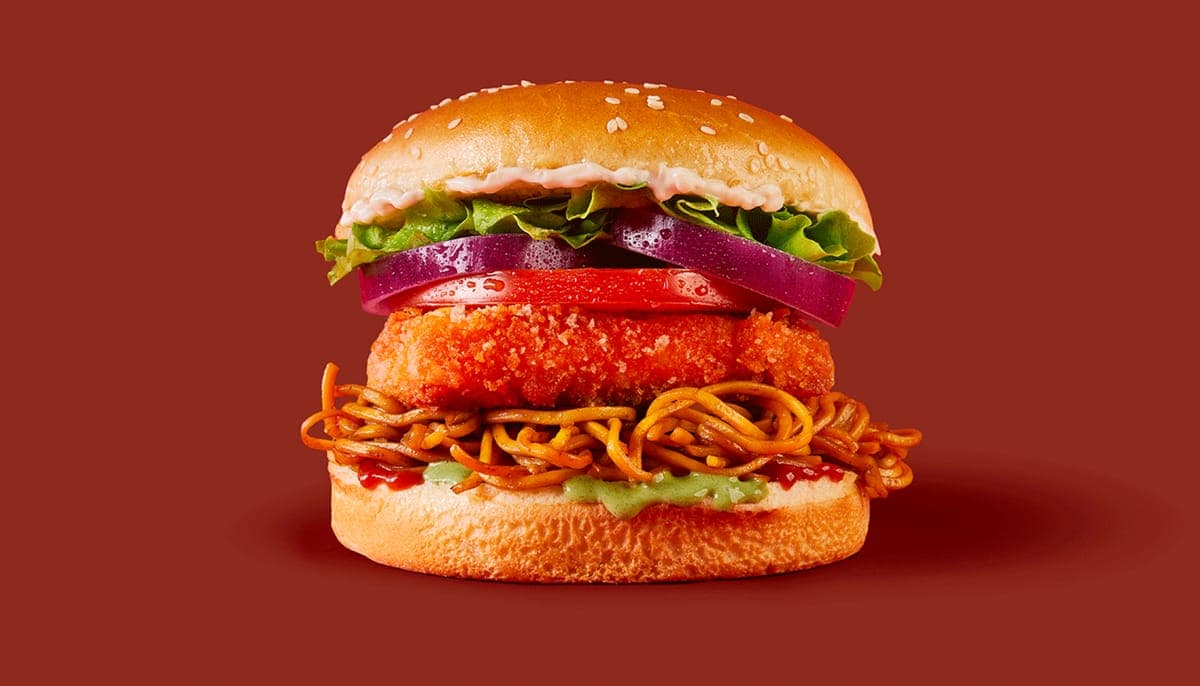 Paneer Noodle Burger