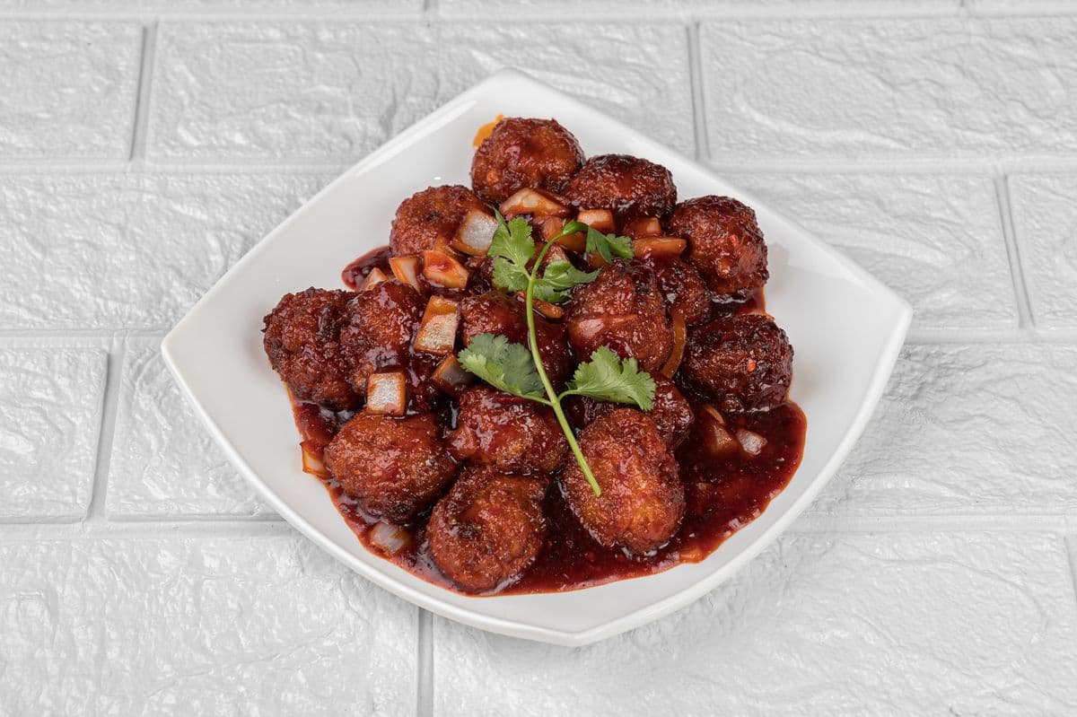 V4. Spicy Manchurian Vegetable Balls
