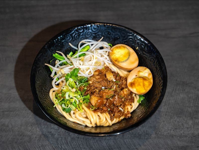 Combo F03 Noodle in House Special Meat Sauce F03 古早味乾拌麵(含滷肉汁) 配菜套餐