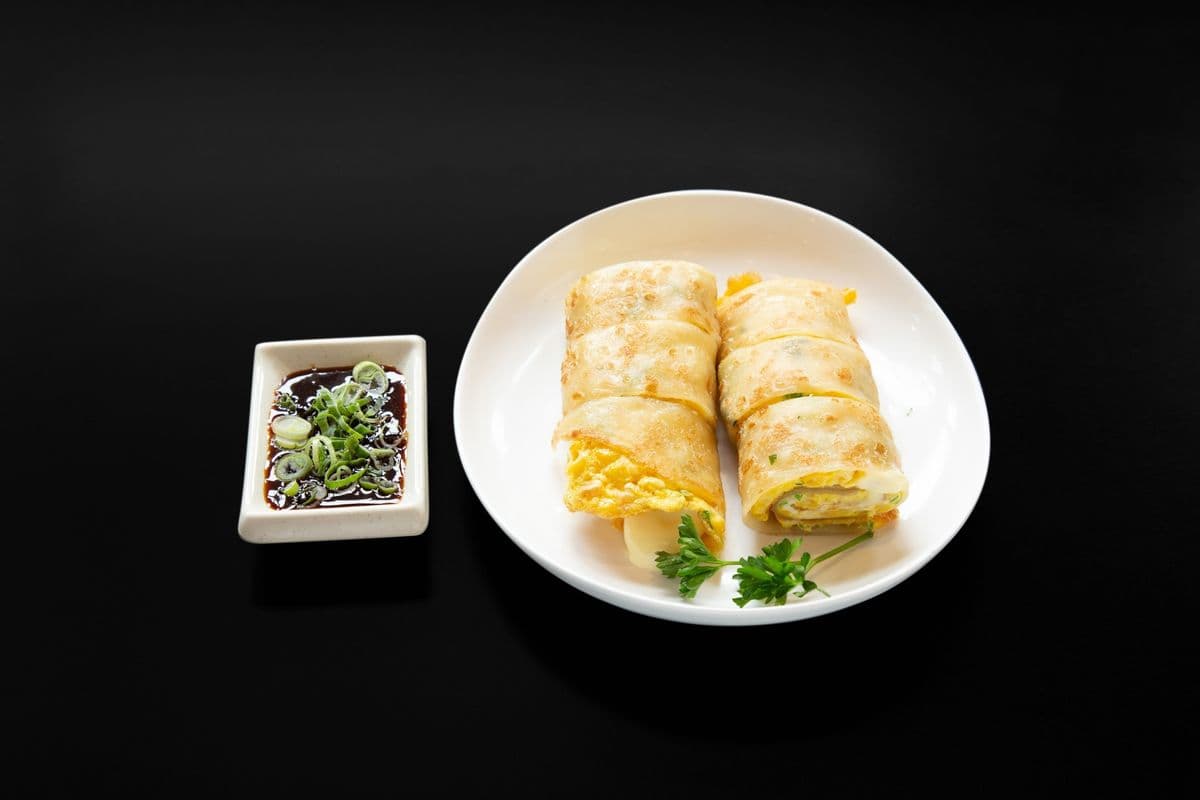 Egg Pancake with Com 玉米蛋餅