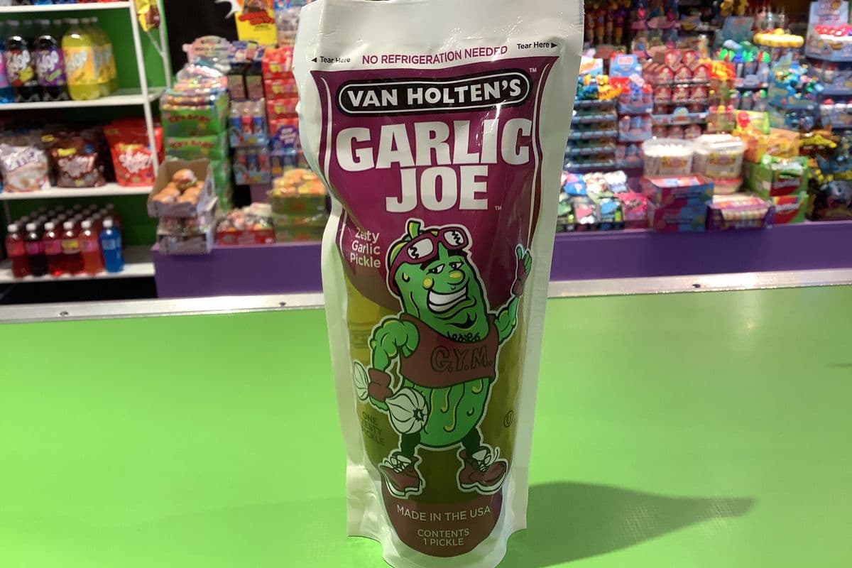 Pickle in Pouch- Garlic Joe