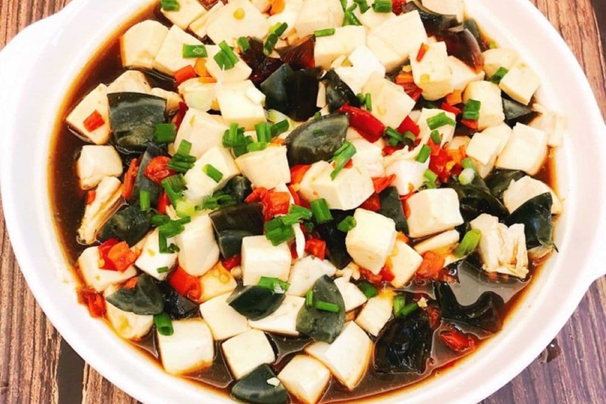 Preserved Egg Tofu 小葱皮蛋豆腐