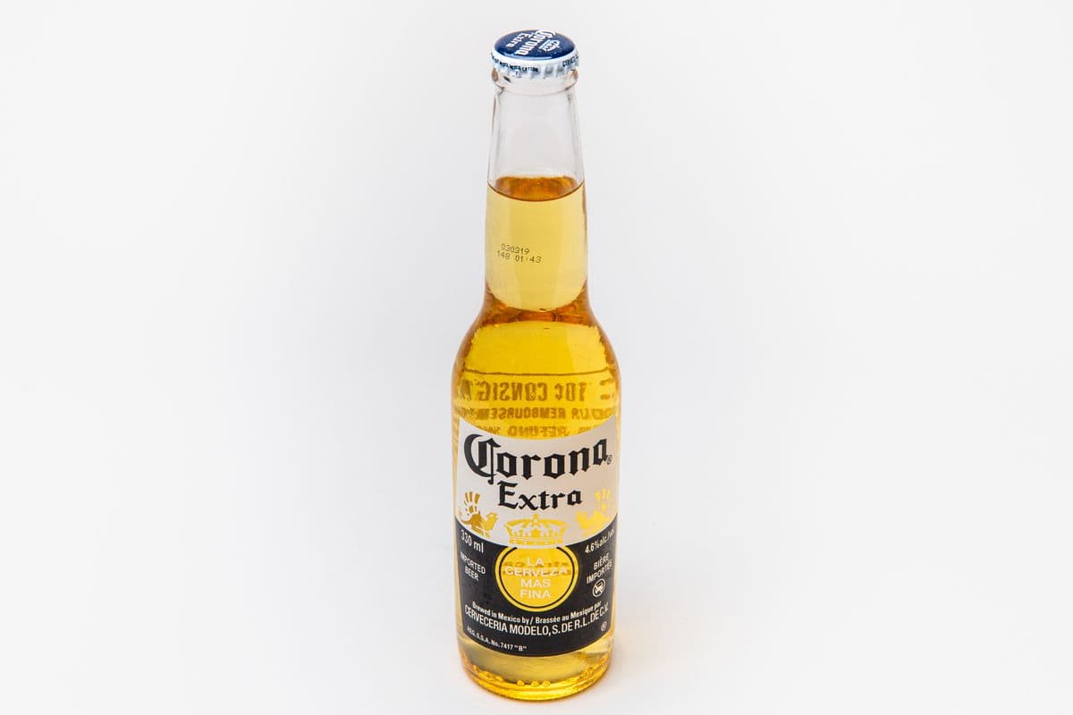 Corona Extra (330 ml Bottle) (1 x 330 ml Bottles)