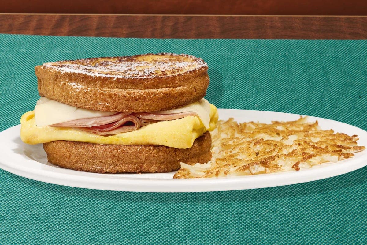 French Toast Monte Cristo (750-820 Cals)
