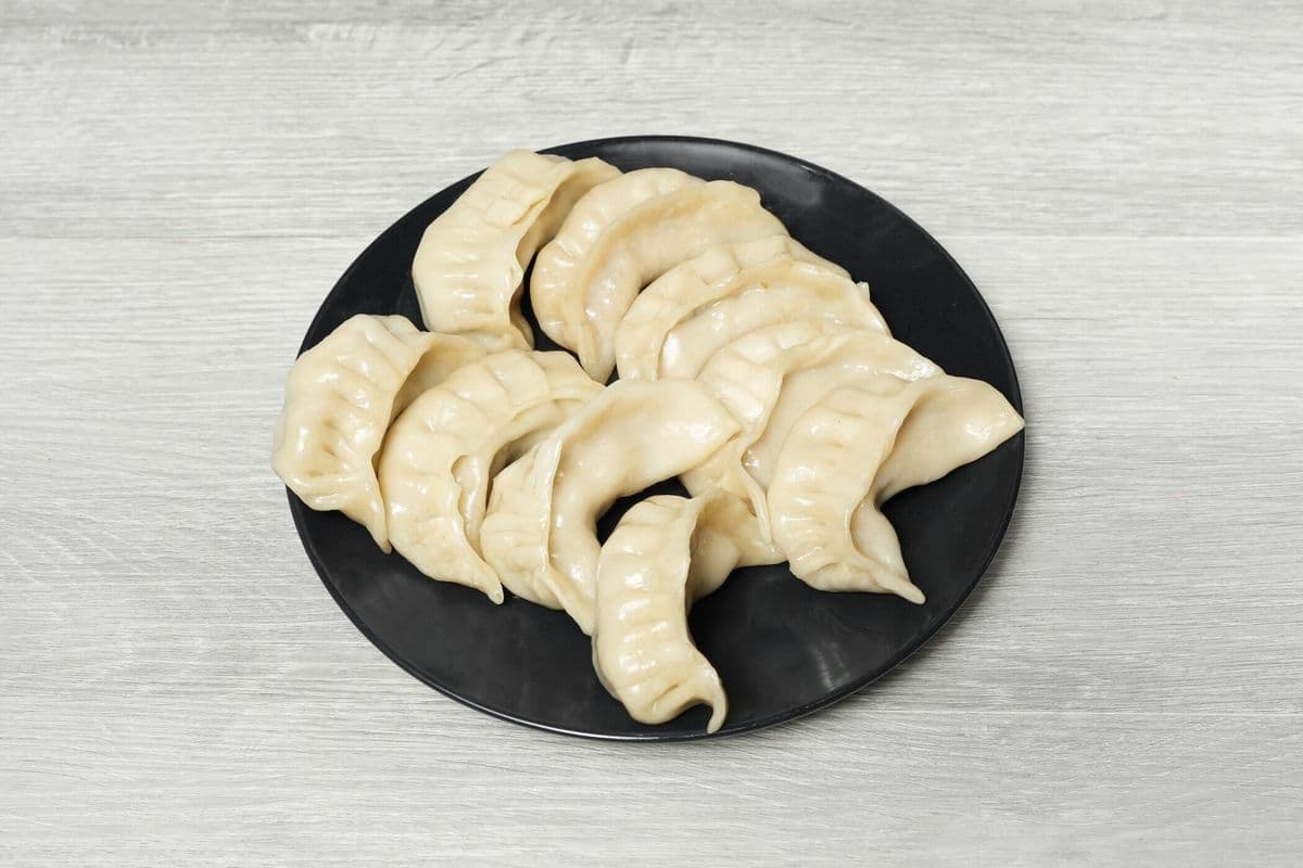 Non-Veg - Steamed Momos (8 pcs)