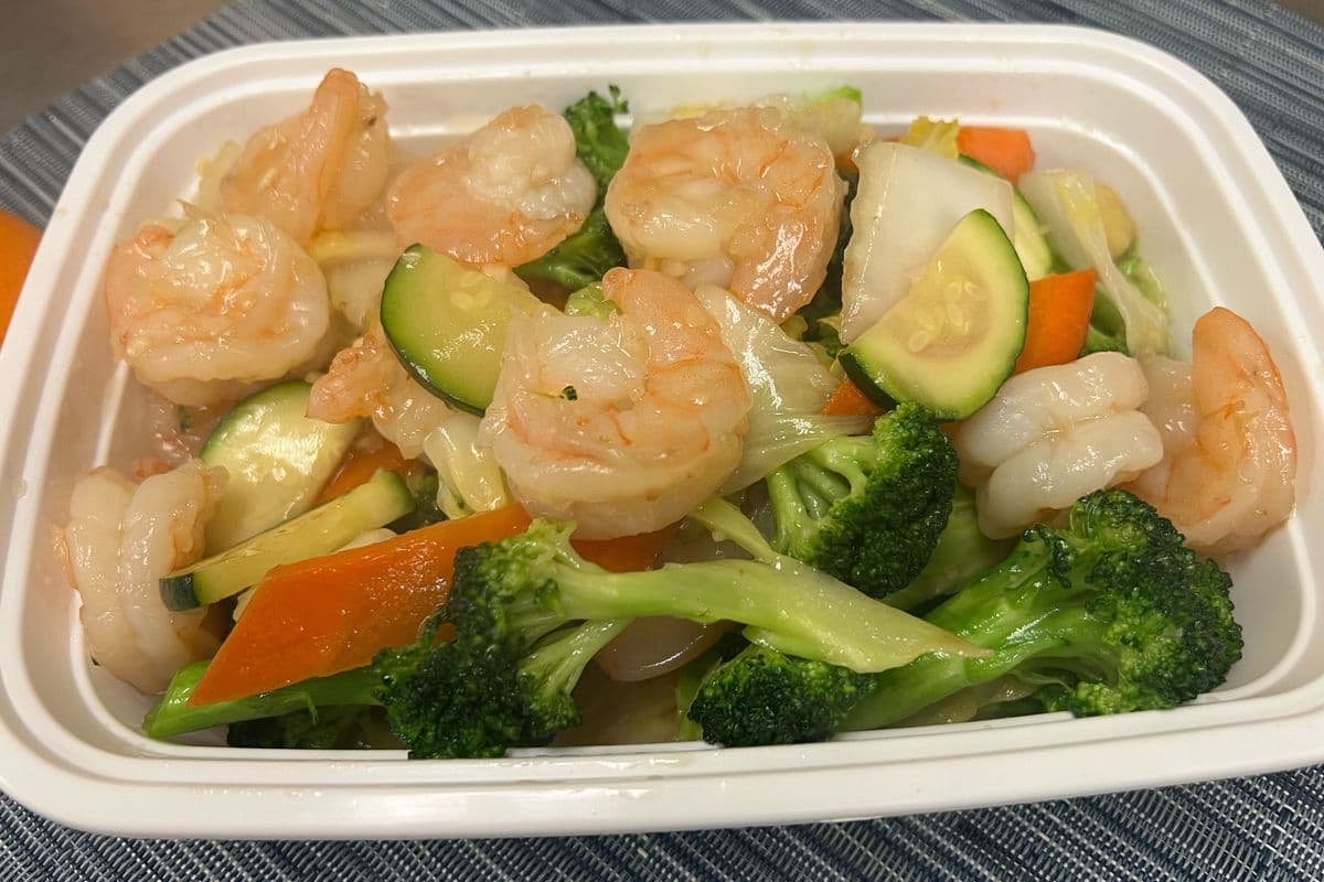 Shrimp and Mixed Greens