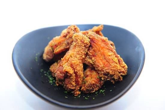 J2. Nagoya Style Fried Chicken Wings / J2. 名古屋烤鸡翅