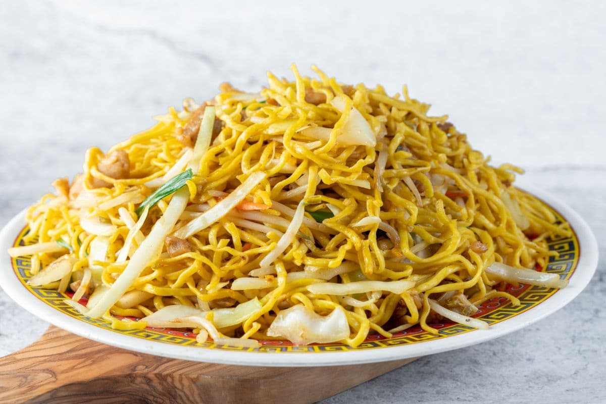 Lucky Hakka Noodle
