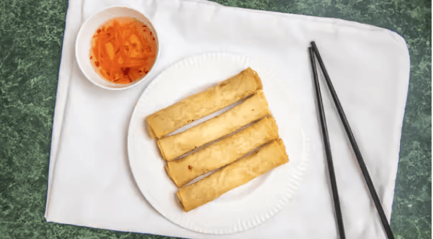 2. Vietnamese Spring Rolls (4 pcs) - Cha Gio