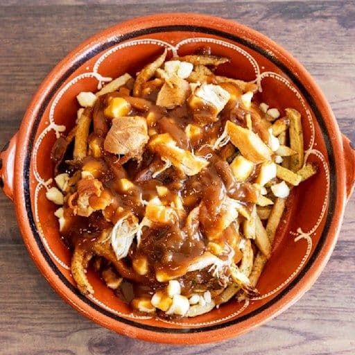 Poutine avec griot / Poutine with Griot