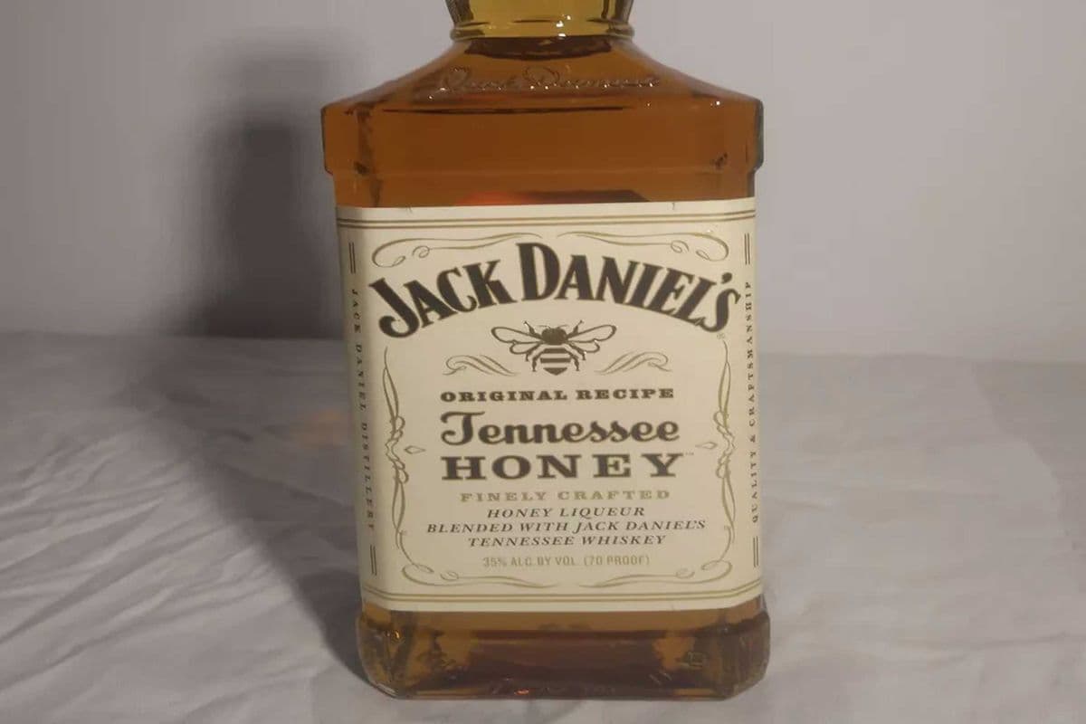 Jack Daniels Honey (750 ml Bottle) (1 x 750ML)