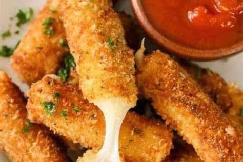 Mozzarella Sticks 8 Pc