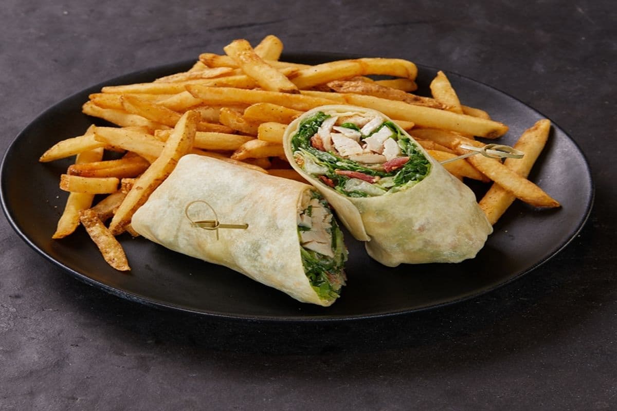 CHICKEN CAESAR WRAP