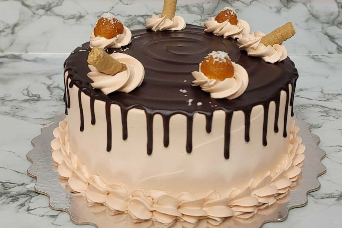 Gulab Jamun Cake