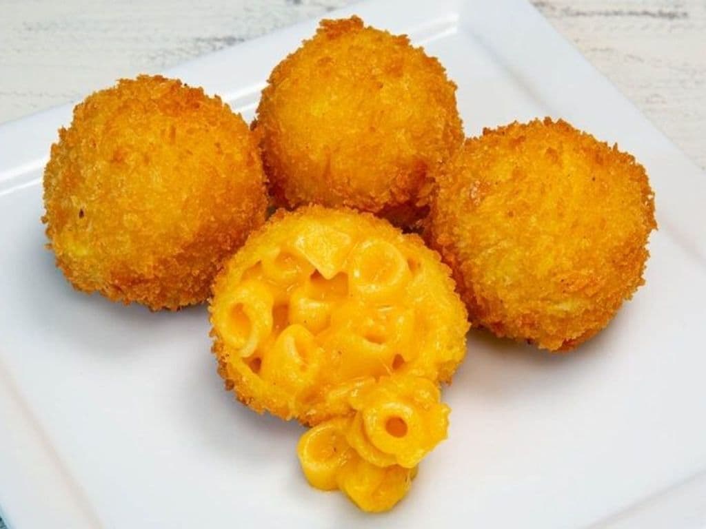 Breaded Mac n Cheese Bites (6 Pieces)