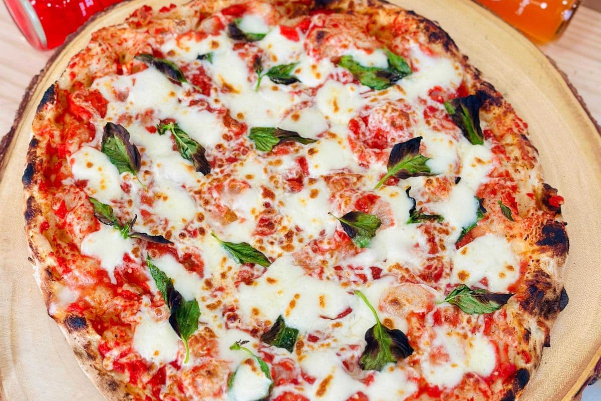 9" DELIGHT MARGHERITA PIZZA (6 Slices) Offer