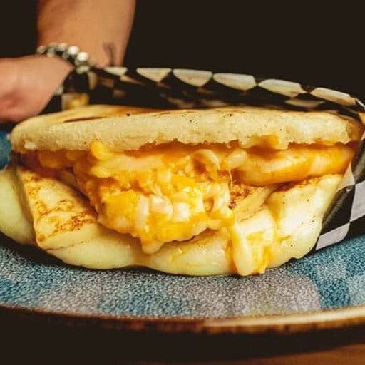 Arepa quesua