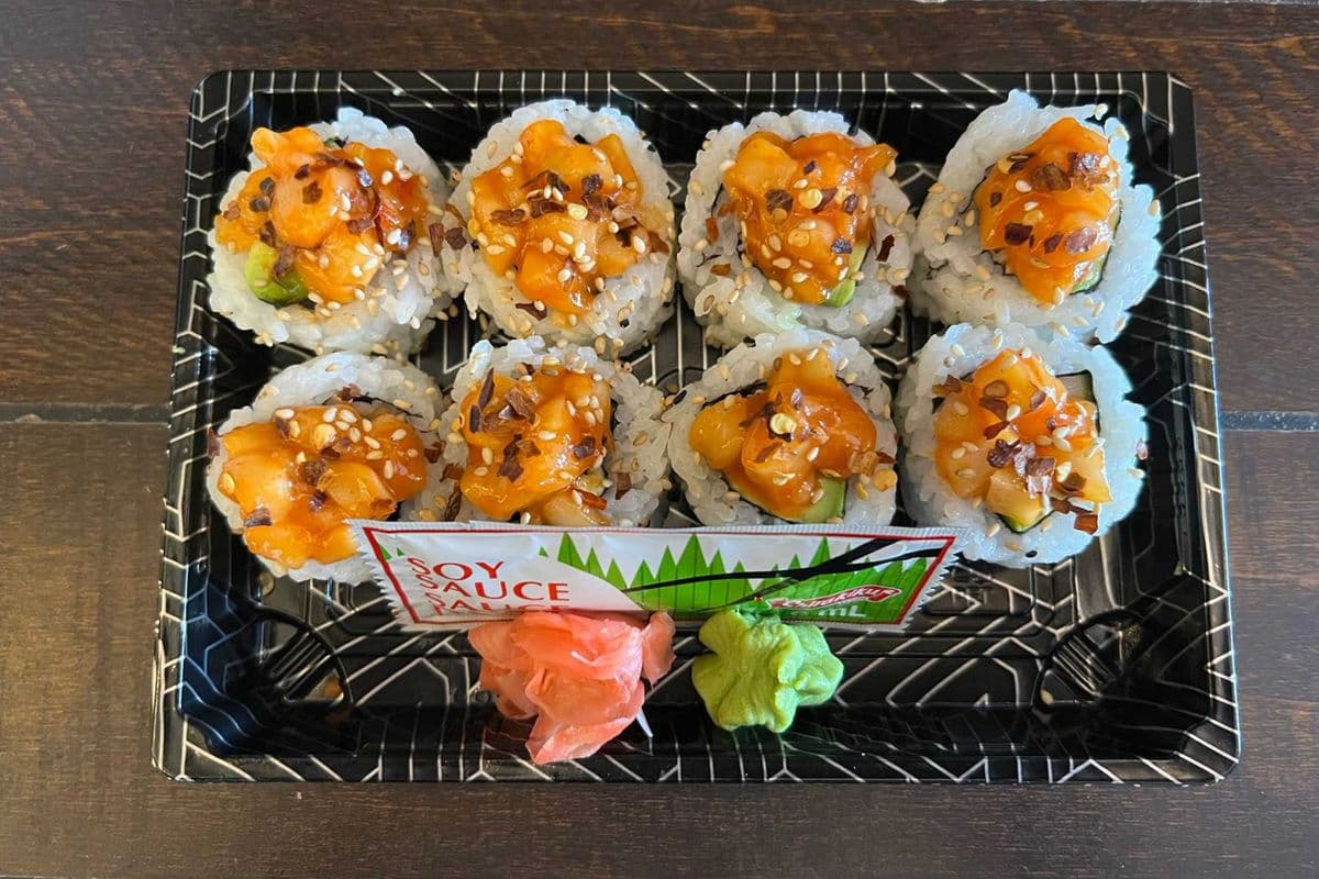 Inferno Spicy Roll 🌶️ (8 pieces)
