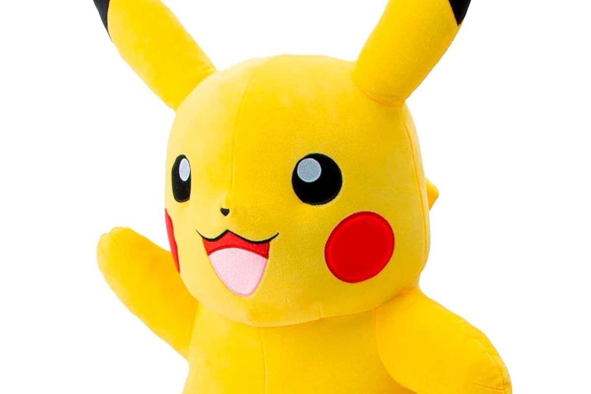 Mega peluche Pokémon 61 cm pikachu