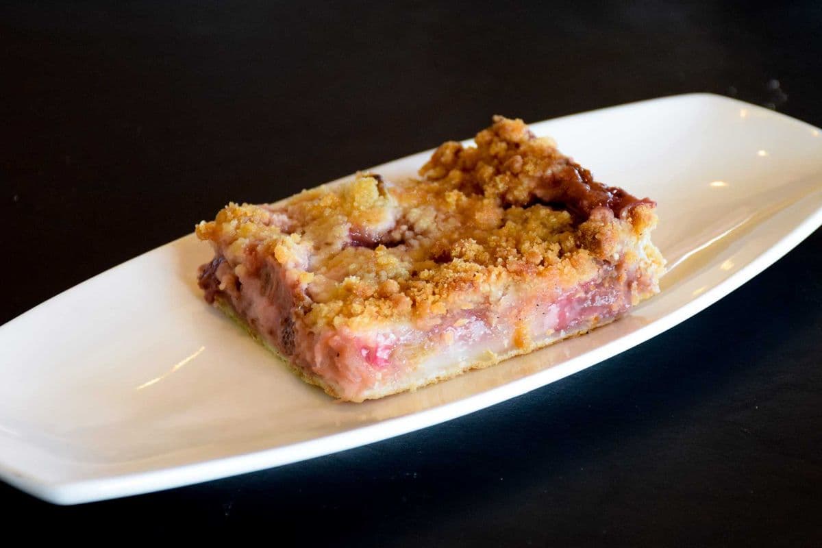 Strawberry Rhubarb Pie Squares