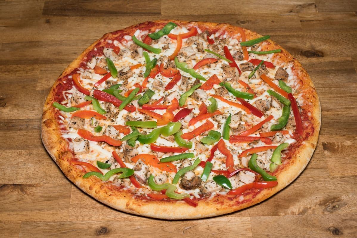 18" Jumbo Chicken Steak Pizza