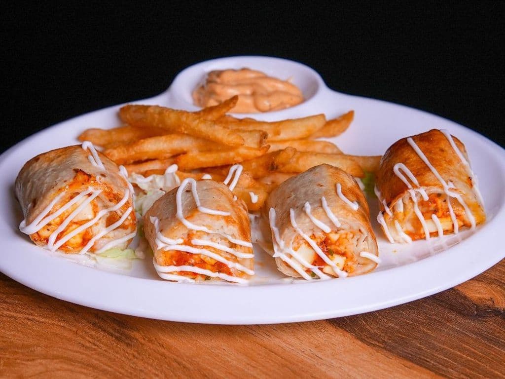 PIZZA ROLL