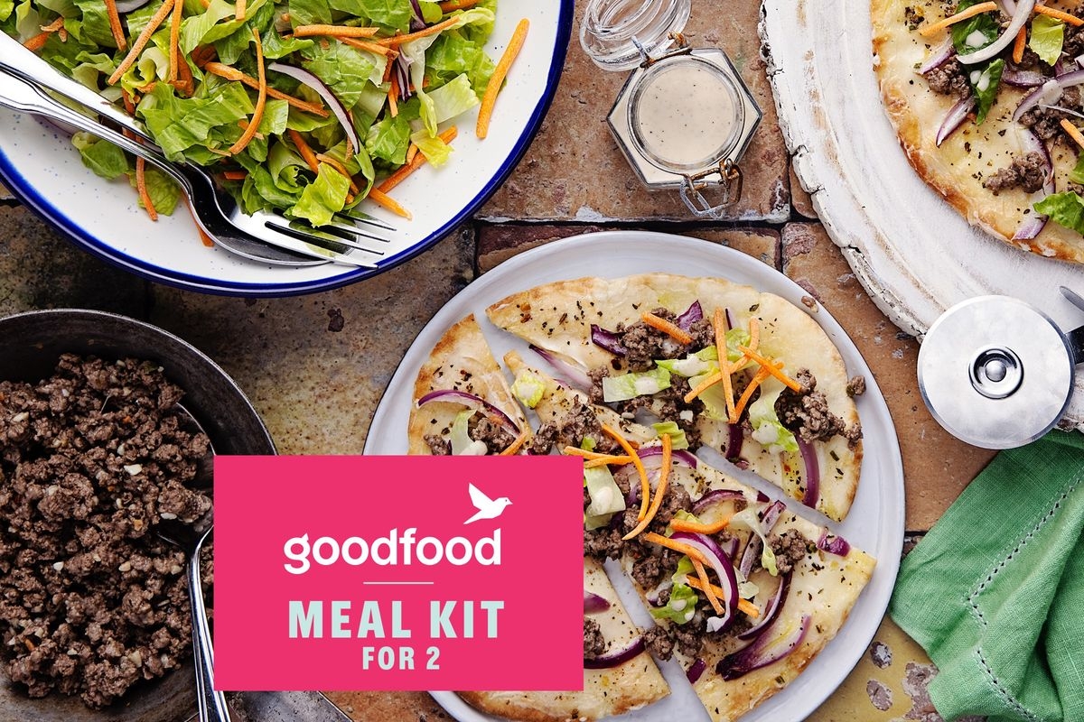 Meal kit: Rapido Ground Beef & Mascarpone Flatbreads with Caesar Salad Topping