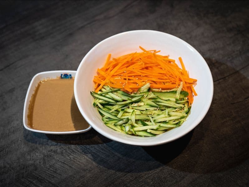 Combo F06 Sesame Cold Noodle (Contains Peanut) F06 麻醬涼麵(含花生) 配菜套餐