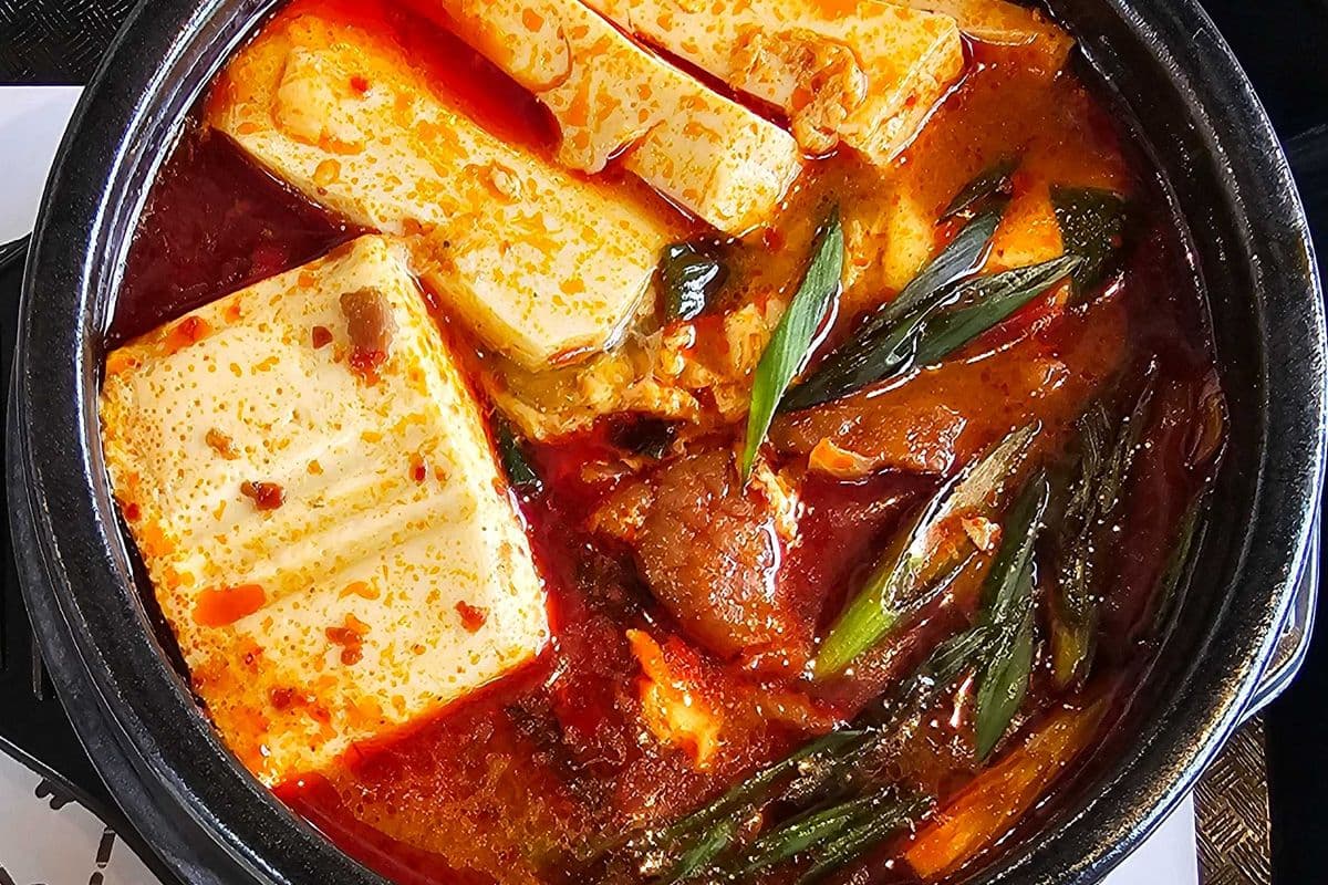 Kimchi Jjigae
