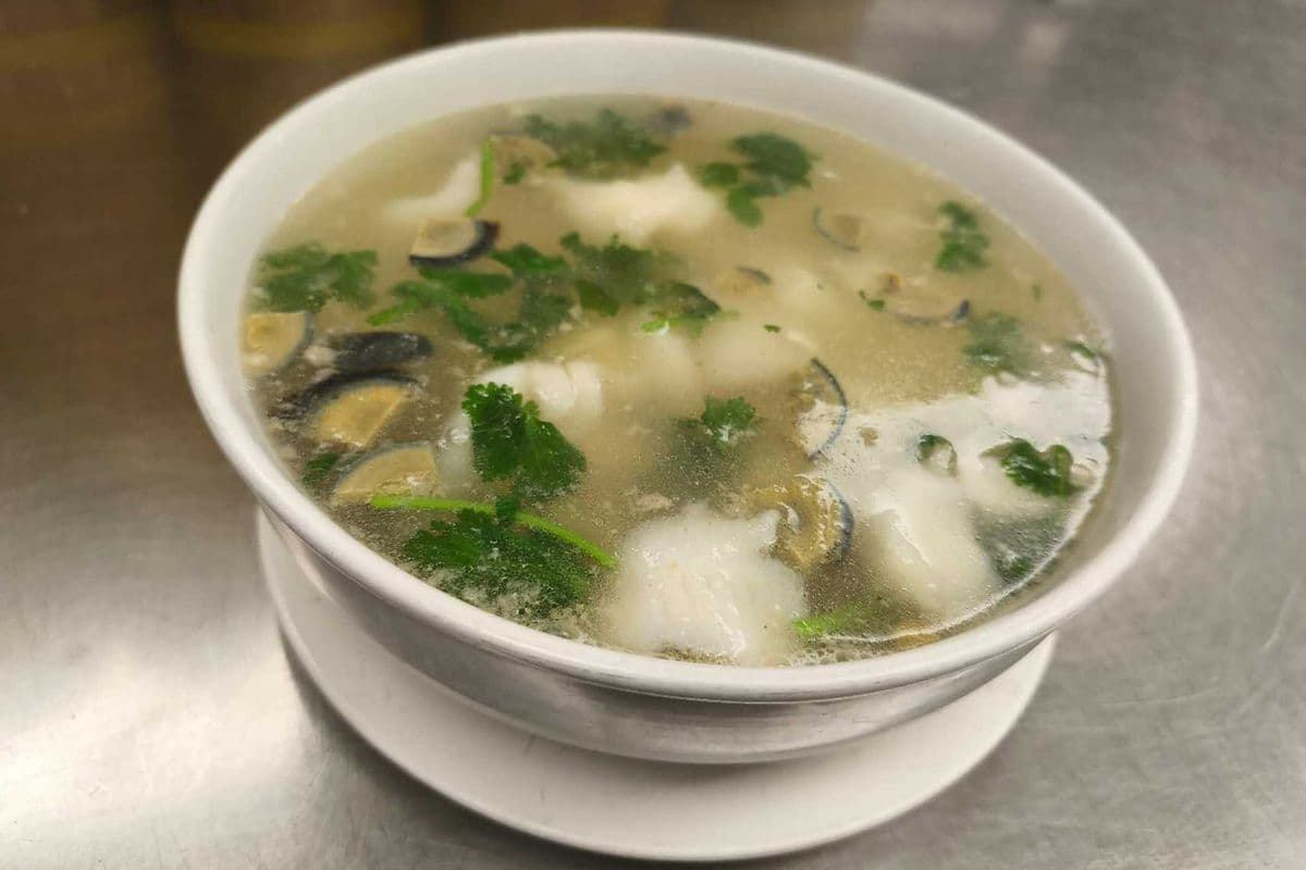 15. Fish Fillet and Preserved Egg with Cilantro Soup