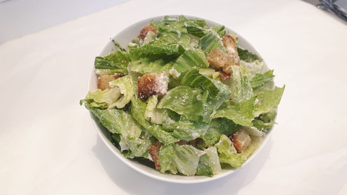 Large Caesar Salad (Large)