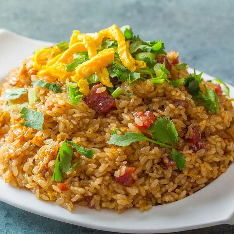 Stir Fried Sticky Rice with Chinese Sausages 生炒臘味糯米飯