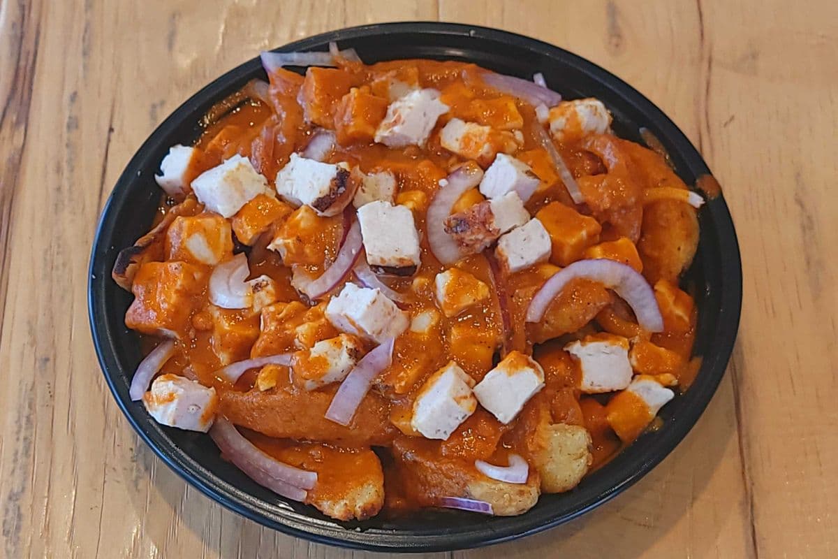 Butter Chicken Poutine
