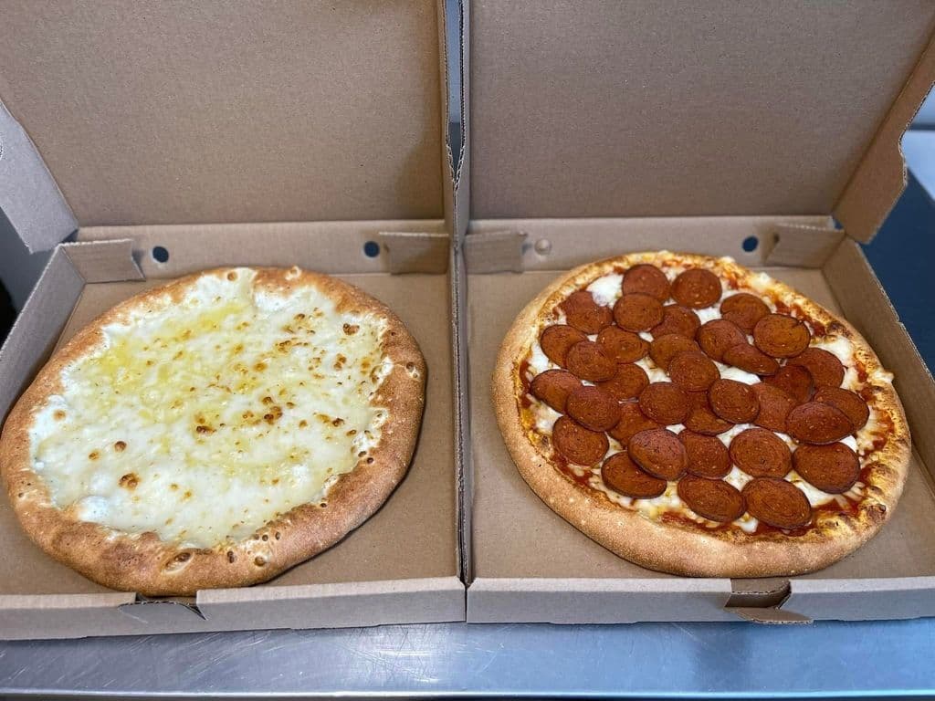 Vegan Pepperoni Pizza