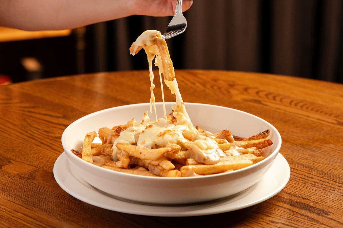 Knotted Thistle Poutine