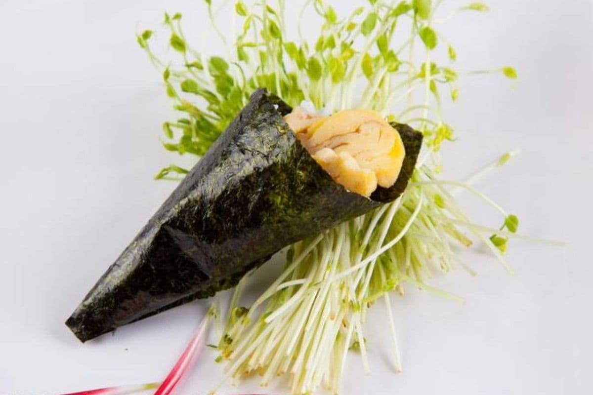 Egg (Tamago) Temaki Hand Roll