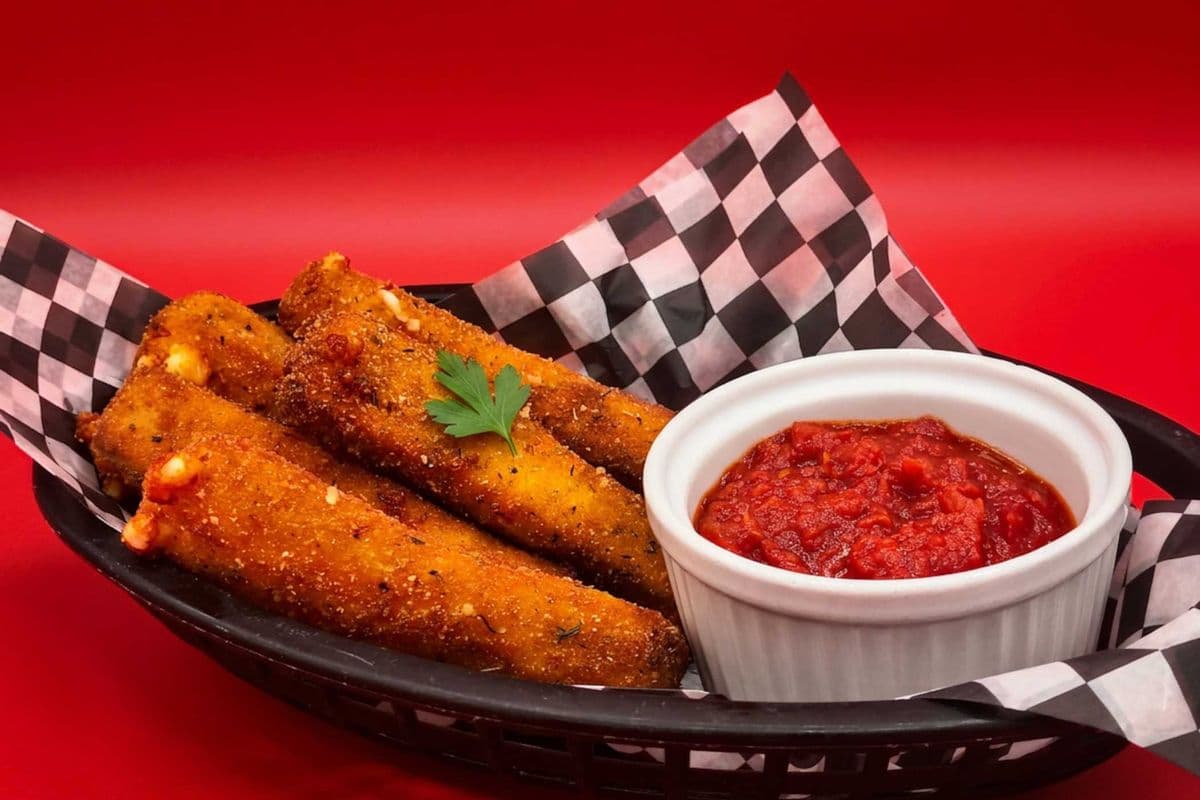 Mozza Sticks (5 Sticks)