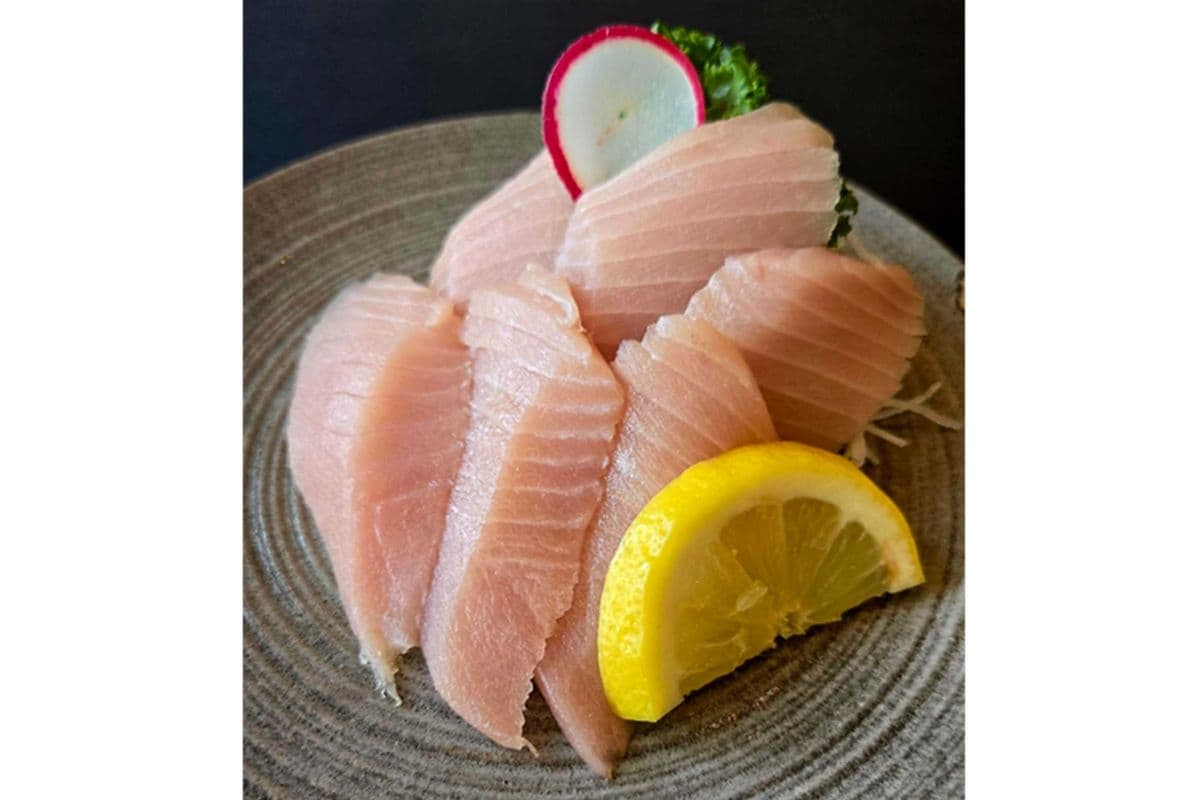 Toro Sashimi (6 pcs)