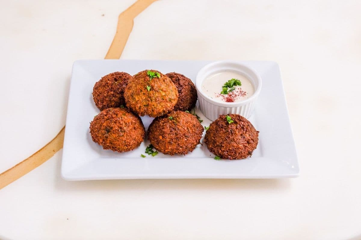 Falafel (6 pcs)