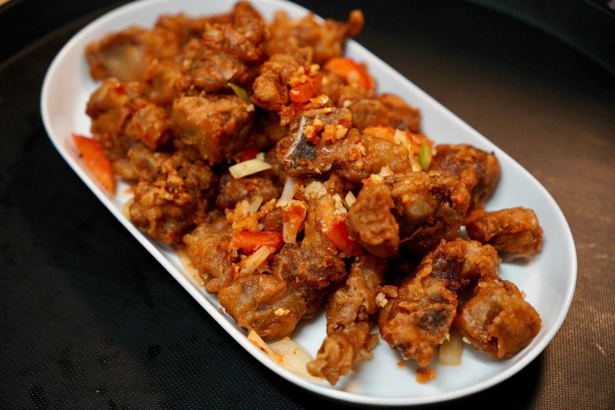 36. Ribs with Rock Salt and Chili Pepper (Spicy) 椒盐香骨