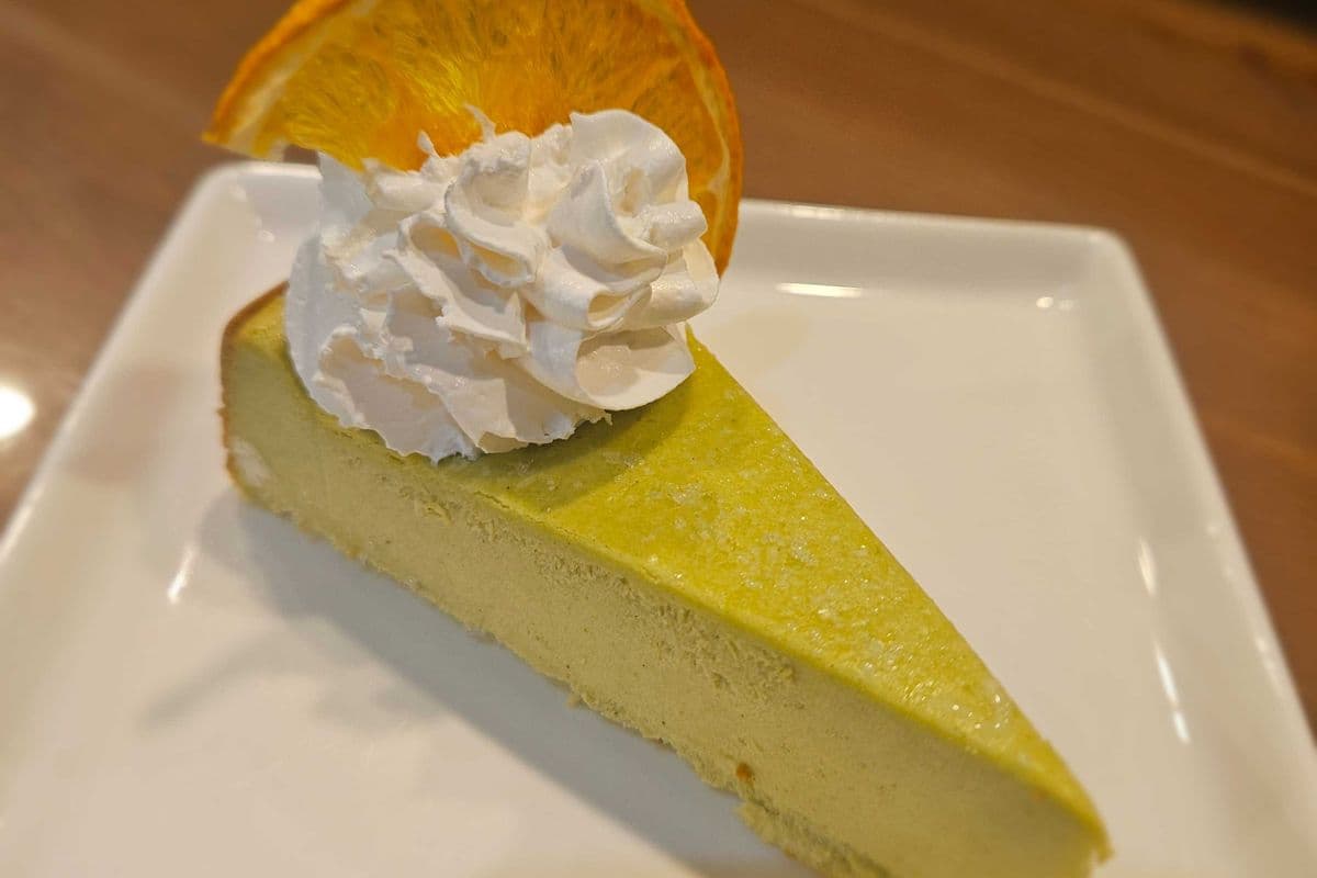 Macha cheesecake
