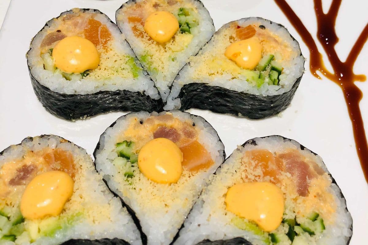 138. Sakura Roll (10 pcs)